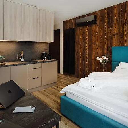 Aparthotel Avenue *