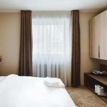 Avenue Aparthotel
