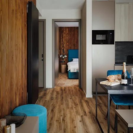 Avenue Aparthotel *