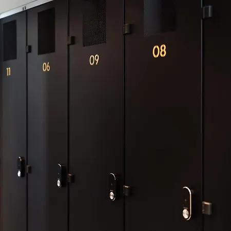 Avenue Aparthotel 3*