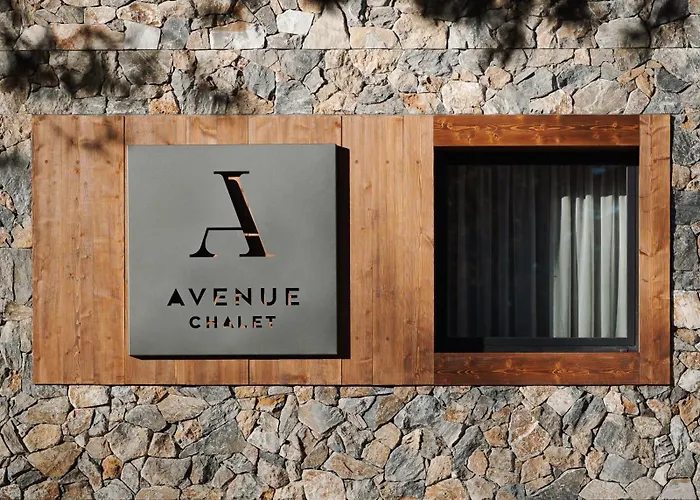 Avenue 3*